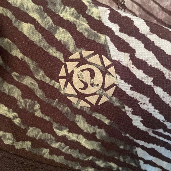 Lululemon Speed Short 2016 Seawheeze Secret Society Tofino Teal Black shorts 4 - Picture 5 of 11